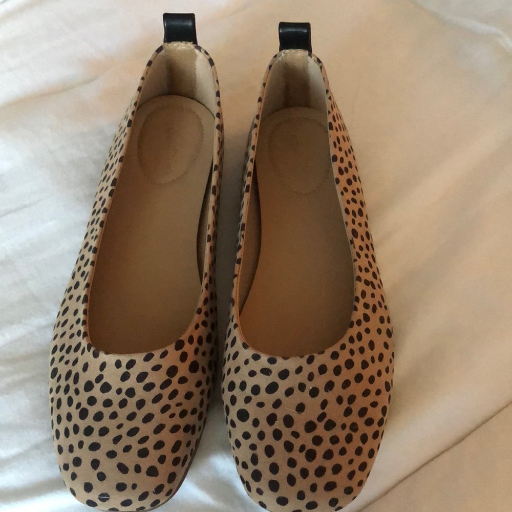 Printed slip on shoes
